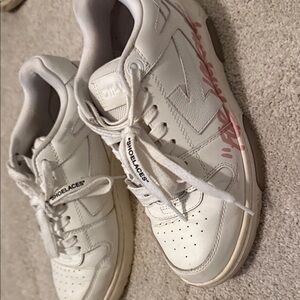 Off-White White and Pink Casual Sneakers